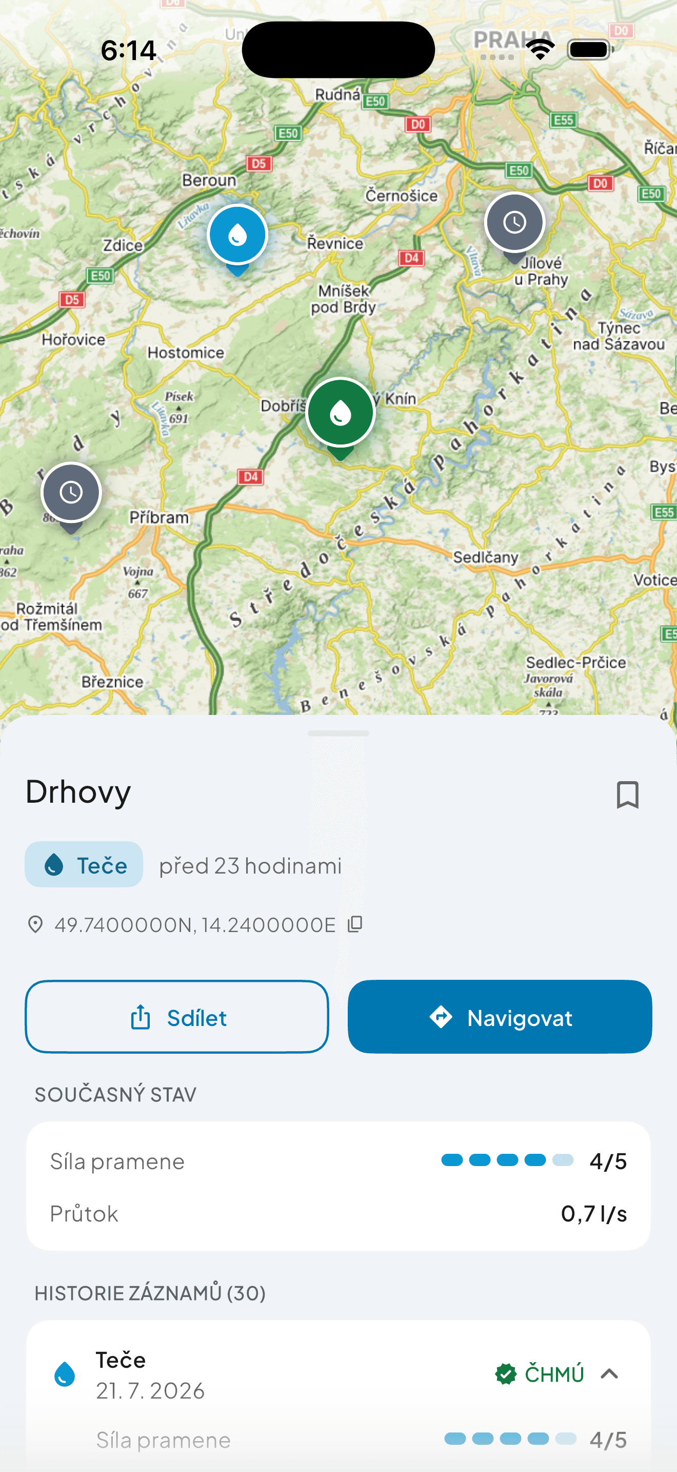 Mapová aplikace – detail místa s aktuálním stavem a historií hlášení